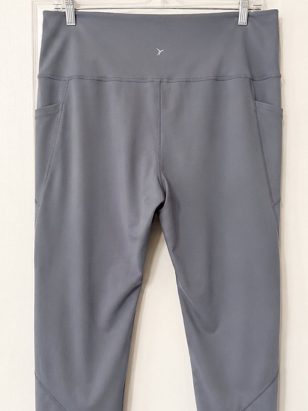 Old Navy Elevate Cropped Leggings XXL Gray High Rise Activewear